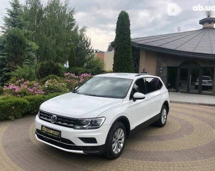 Фольксваген Тигуан, объемом двигателя 0 л и пробегом 37 тыс. км за 22999 $, фото 2 на Automoto.ua