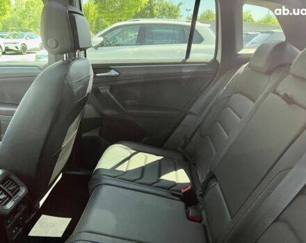 Фольксваген Тигуан, объемом двигателя 2 л и пробегом 2 тыс. км за 62806 $, фото 3 на Automoto.ua