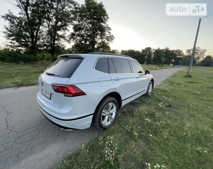 Фольксваген Тигуан, объемом двигателя 2 л и пробегом 63 тыс. км за 24000 $, фото 6 на Automoto.ua