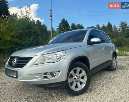 Фольксваген Тигуан, объемом двигателя 2 л и пробегом 262 тыс. км за 9800 $, фото 2 на Automoto.ua