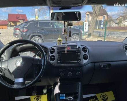 Фольксваген Тигуан, объемом двигателя 2 л и пробегом 205 тыс. км за 8800 $, фото 10 на Automoto.ua