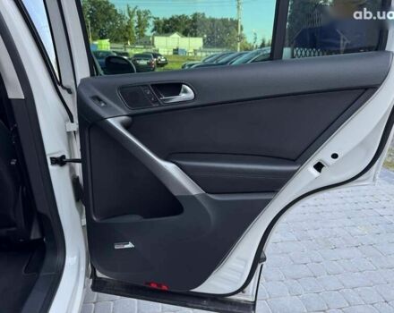 Фольксваген Тігуан, об'ємом двигуна 2 л та пробігом 254 тис. км за 10800 $, фото 25 на Automoto.ua