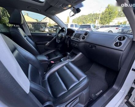 Фольксваген Тігуан, об'ємом двигуна 2 л та пробігом 254 тис. км за 10800 $, фото 28 на Automoto.ua