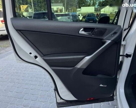 Фольксваген Тігуан, об'ємом двигуна 2 л та пробігом 254 тис. км за 10800 $, фото 24 на Automoto.ua