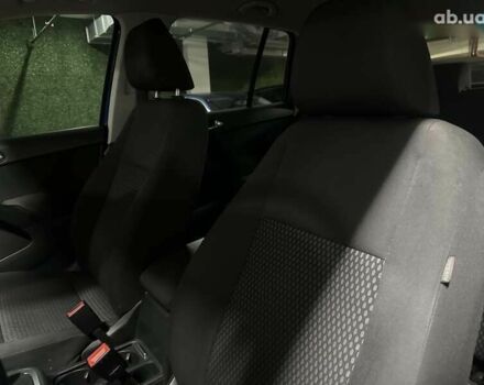 Фольксваген Тігуан, об'ємом двигуна 2 л та пробігом 252 тис. км за 9200 $, фото 20 на Automoto.ua