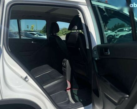 Фольксваген Тигуан, объемом двигателя 2 л и пробегом 225 тыс. км за 11900 $, фото 11 на Automoto.ua