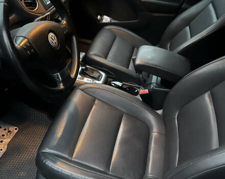 Фольксваген Тігуан, об'ємом двигуна 2 л та пробігом 230 тис. км за 9500 $, фото 10 на Automoto.ua