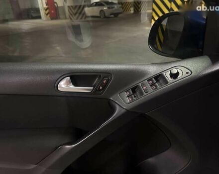 Фольксваген Тигуан, объемом двигателя 2 л и пробегом 252 тыс. км за 8900 $, фото 16 на Automoto.ua