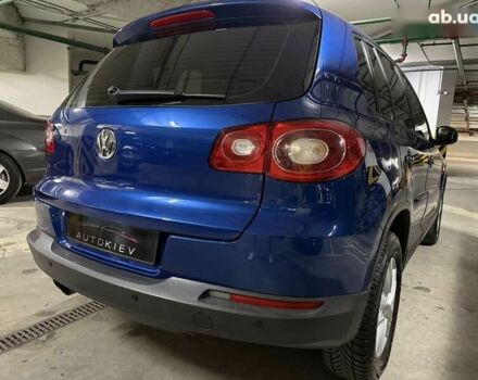 Фольксваген Тигуан, объемом двигателя 2 л и пробегом 252 тыс. км за 8900 $, фото 10 на Automoto.ua
