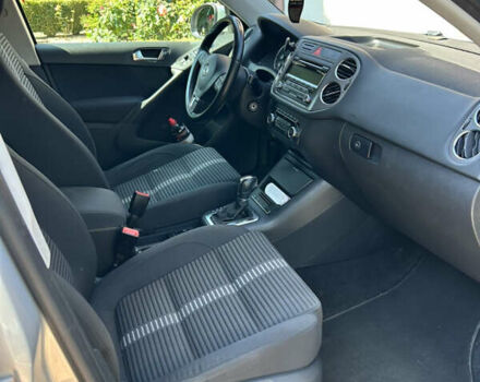 Фольксваген Тігуан, об'ємом двигуна 2 л та пробігом 193 тис. км за 13200 $, фото 1 на Automoto.ua