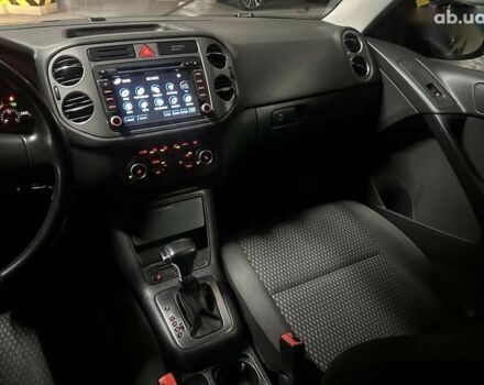 Фольксваген Тигуан, объемом двигателя 2 л и пробегом 252 тыс. км за 8700 $, фото 23 на Automoto.ua