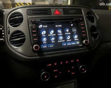 Фольксваген Тигуан, объемом двигателя 2 л и пробегом 252 тыс. км за 8700 $, фото 24 на Automoto.ua