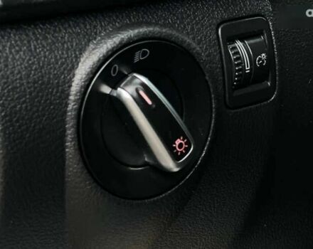 Фольксваген Тигуан, объемом двигателя 2 л и пробегом 278 тыс. км за 10000 $, фото 9 на Automoto.ua