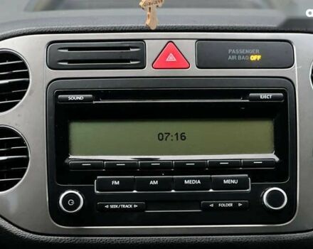 Фольксваген Тигуан, объемом двигателя 2 л и пробегом 278 тыс. км за 10000 $, фото 16 на Automoto.ua