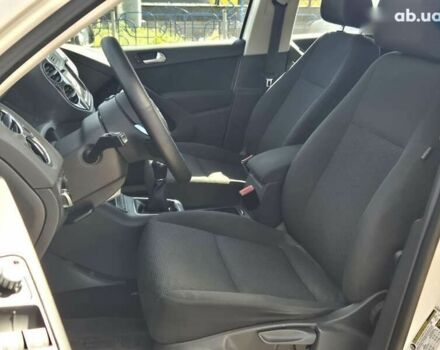 Фольксваген Тигуан, объемом двигателя 2 л и пробегом 124 тыс. км за 9900 $, фото 9 на Automoto.ua