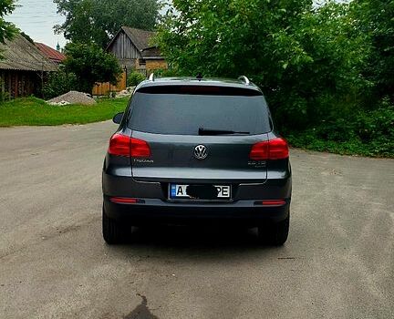 Фольксваген Тігуан, об'ємом двигуна 2 л та пробігом 205 тис. км за 12700 $, фото 5 на Automoto.ua