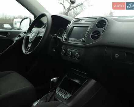 Фольксваген Тігуан, об'ємом двигуна 2 л та пробігом 180 тис. км за 10800 $, фото 12 на Automoto.ua