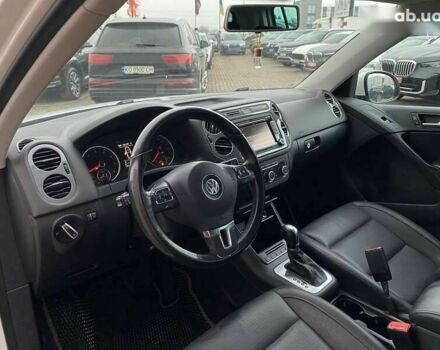 Фольксваген Тигуан, объемом двигателя 2 л и пробегом 179 тыс. км за 9900 $, фото 10 на Automoto.ua