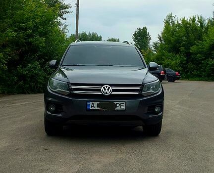 Фольксваген Тігуан, об'ємом двигуна 2 л та пробігом 205 тис. км за 12700 $, фото 1 на Automoto.ua