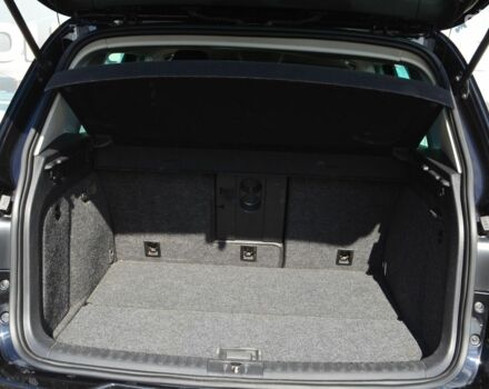 Фольксваген Тігуан, об'ємом двигуна 2 л та пробігом 130 тис. км за 11000 $, фото 9 на Automoto.ua