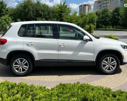 Фольксваген Тигуан, объемом двигателя 2 л и пробегом 239 тыс. км за 9490 $, фото 7 на Automoto.ua