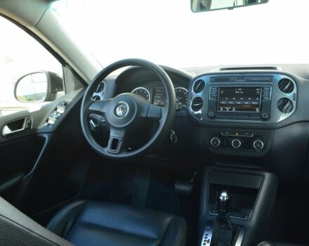 Фольксваген Тігуан, об'ємом двигуна 2 л та пробігом 130 тис. км за 11000 $, фото 15 на Automoto.ua