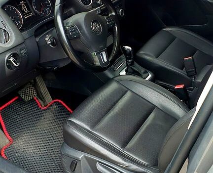 Фольксваген Тігуан, об'ємом двигуна 2 л та пробігом 205 тис. км за 12700 $, фото 10 на Automoto.ua