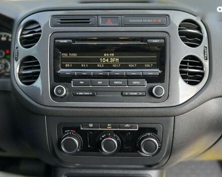 Фольксваген Тігуан, об'ємом двигуна 2 л та пробігом 166 тис. км за 11200 $, фото 10 на Automoto.ua