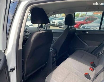 Фольксваген Тігуан, об'ємом двигуна 2 л та пробігом 201 тис. км за 10300 $, фото 17 на Automoto.ua