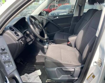 Фольксваген Тігуан, об'ємом двигуна 2 л та пробігом 201 тис. км за 10300 $, фото 14 на Automoto.ua
