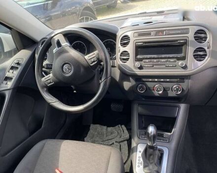 Фольксваген Тігуан, об'ємом двигуна 2 л та пробігом 201 тис. км за 10300 $, фото 8 на Automoto.ua