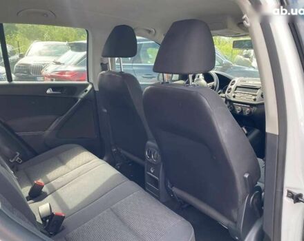 Фольксваген Тігуан, об'ємом двигуна 2 л та пробігом 201 тис. км за 10300 $, фото 19 на Automoto.ua