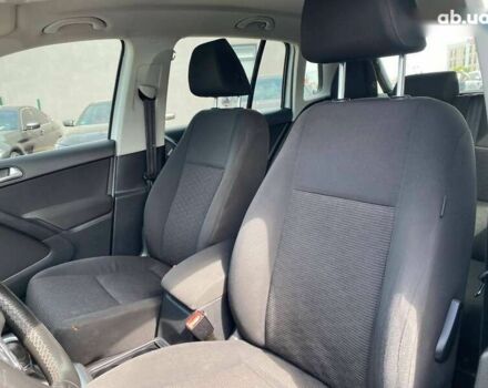 Фольксваген Тігуан, об'ємом двигуна 2 л та пробігом 201 тис. км за 10300 $, фото 15 на Automoto.ua