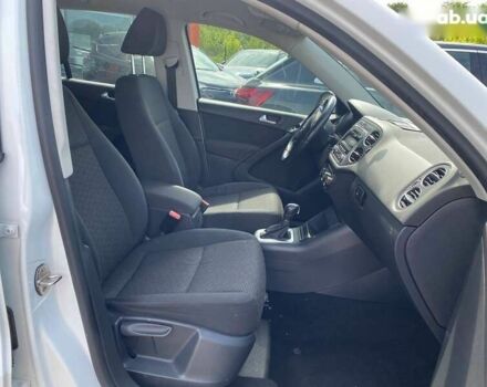 Фольксваген Тігуан, об'ємом двигуна 2 л та пробігом 201 тис. км за 10300 $, фото 20 на Automoto.ua