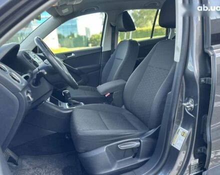 Фольксваген Тигуан, объемом двигателя 2 л и пробегом 263 тыс. км за 9500 $, фото 29 на Automoto.ua