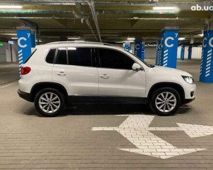 Фольксваген Тігуан, об'ємом двигуна 2 л та пробігом 193 тис. км за 16000 $, фото 9 на Automoto.ua