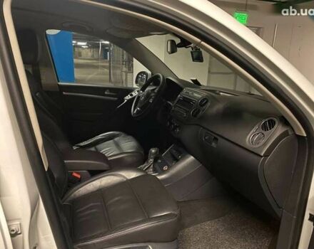 Фольксваген Тігуан, об'ємом двигуна 2 л та пробігом 181 тис. км за 16000 $, фото 18 на Automoto.ua