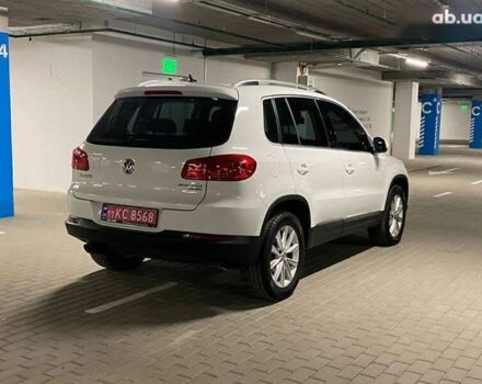 Фольксваген Тигуан, объемом двигателя 2 л и пробегом 181 тыс. км за 16000 $, фото 4 на Automoto.ua