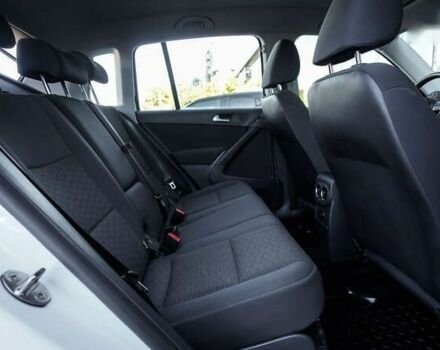 Фольксваген Тигуан, объемом двигателя 2 л и пробегом 77 тыс. км за 17587 $, фото 5 на Automoto.ua