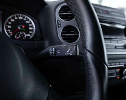 Фольксваген Тигуан, объемом двигателя 2 л и пробегом 77 тыс. км за 17587 $, фото 17 на Automoto.ua