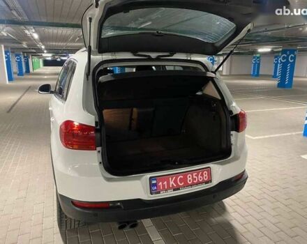 Фольксваген Тигуан, объемом двигателя 2 л и пробегом 181 тыс. км за 16000 $, фото 7 на Automoto.ua