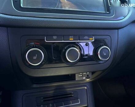 Фольксваген Тигуан, объемом двигателя 2 л и пробегом 204 тыс. км за 15700 $, фото 13 на Automoto.ua