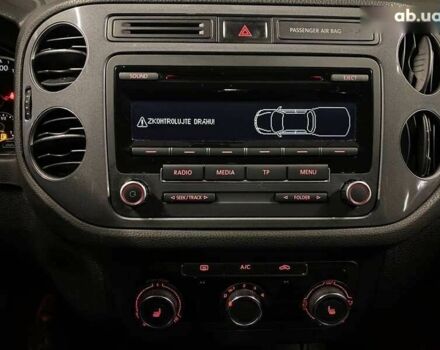 Фольксваген Тігуан, об'ємом двигуна 2 л та пробігом 181 тис. км за 16000 $, фото 12 на Automoto.ua