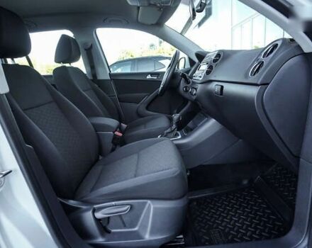 Фольксваген Тигуан, объемом двигателя 2 л и пробегом 77 тыс. км за 17587 $, фото 6 на Automoto.ua