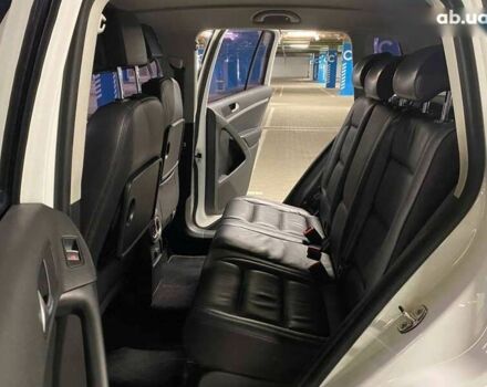 Фольксваген Тігуан, об'ємом двигуна 2 л та пробігом 193 тис. км за 16000 $, фото 13 на Automoto.ua