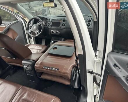 Фольксваген Тігуан, об'ємом двигуна 1.97 л та пробігом 232 тис. км за 15999 $, фото 23 на Automoto.ua