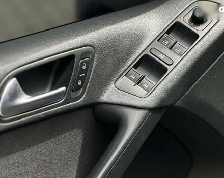 Фольксваген Тігуан, об'ємом двигуна 2 л та пробігом 260 тис. км за 13900 $, фото 3 на Automoto.ua