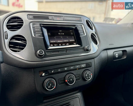 Фольксваген Тигуан, объемом двигателя 0 л и пробегом 183 тыс. км за 12800 $, фото 10 на Automoto.ua