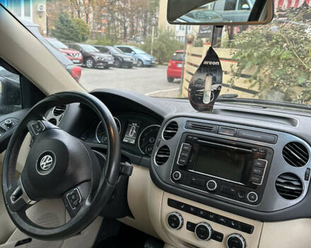 Фольксваген Тигуан, объемом двигателя 2 л и пробегом 118 тыс. км за 12900 $, фото 14 на Automoto.ua
