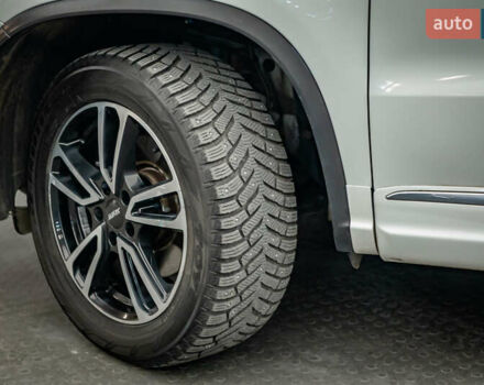 Фольксваген Тигуан, объемом двигателя 2 л и пробегом 178 тыс. км за 12529 $, фото 7 на Automoto.ua